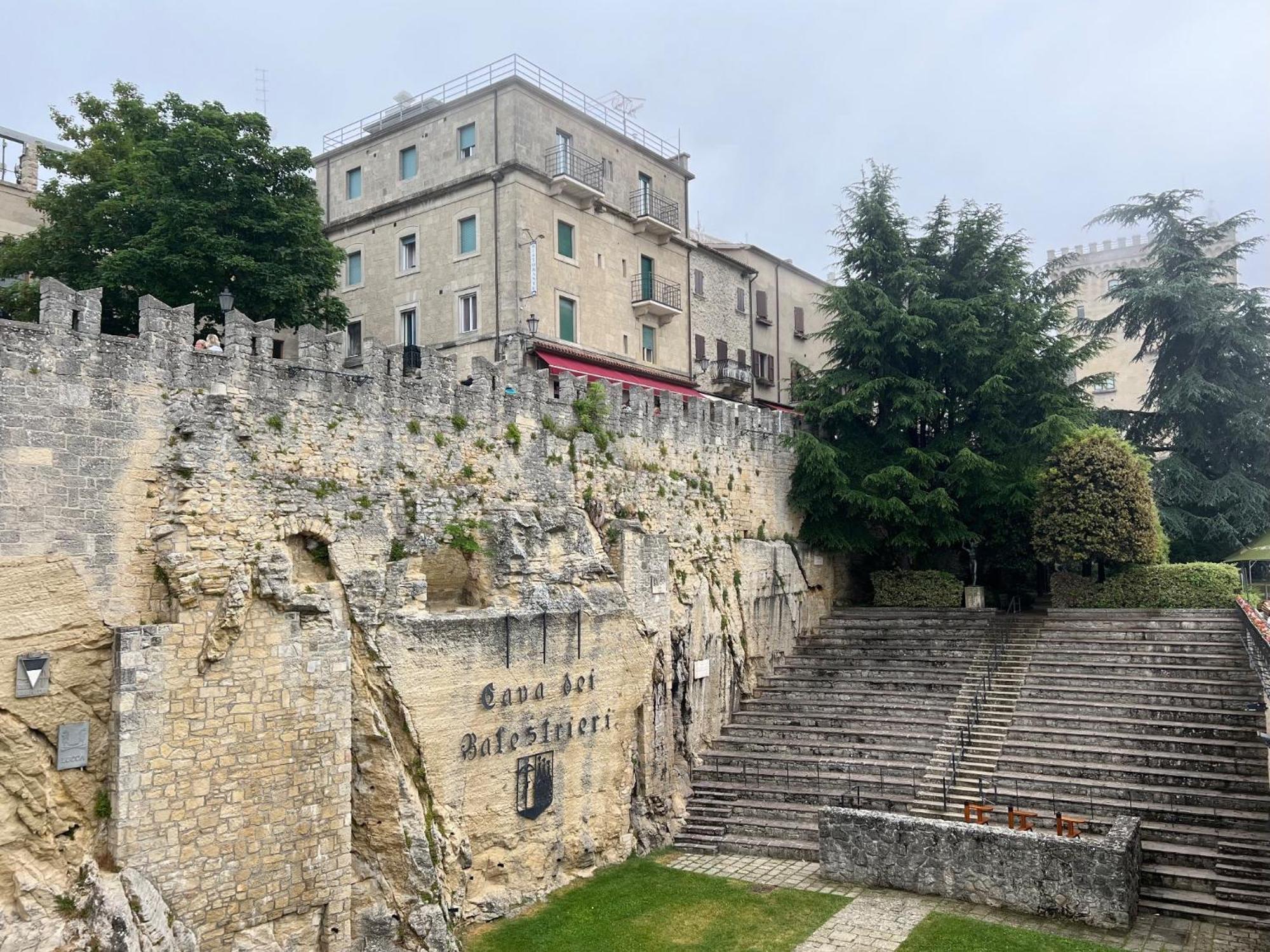 Garden Village San Marino Luaran gambar