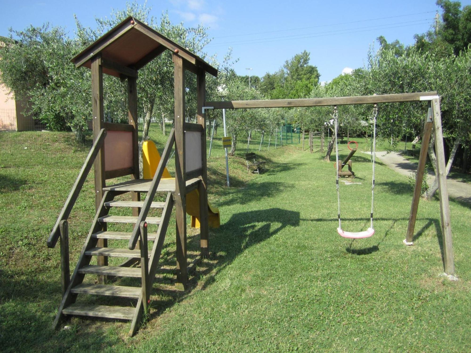 Garden Village San Marino Luaran gambar