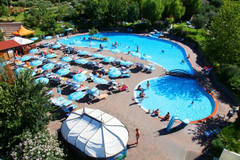 Garden Village San Marino Luaran gambar