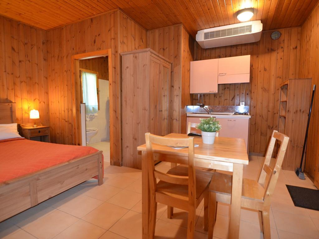 Garden Village San Marino Bilik gambar